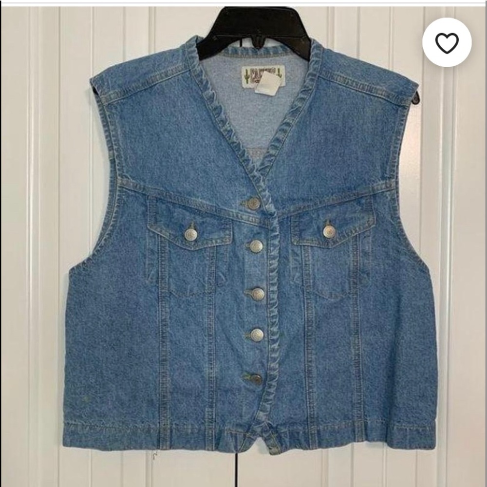 Cactus Jeans Denim Button Down Vest